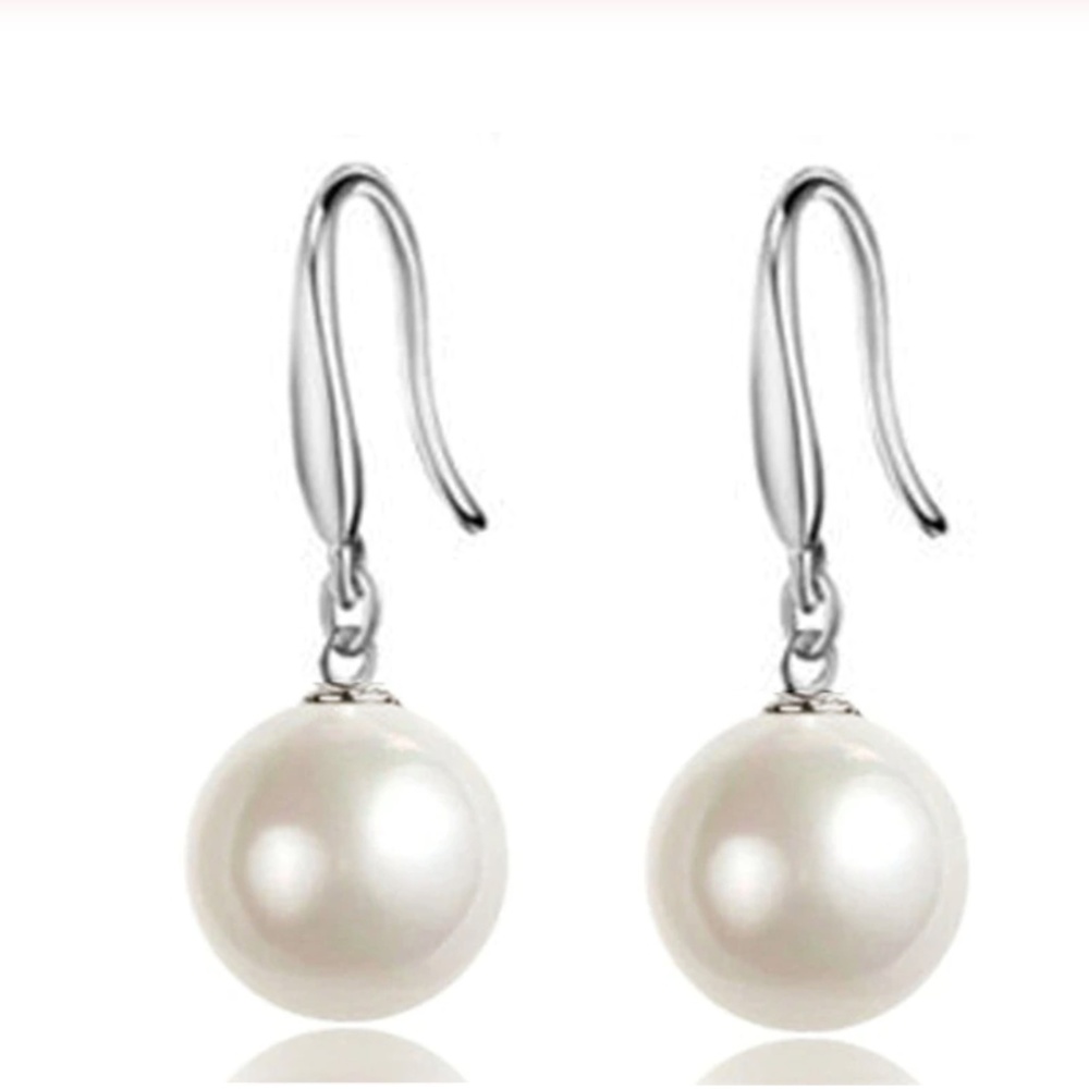 Simulated pearl dangle earrings